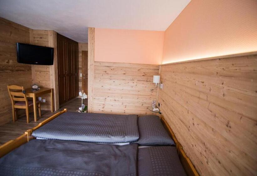 호스텔 La Reserve