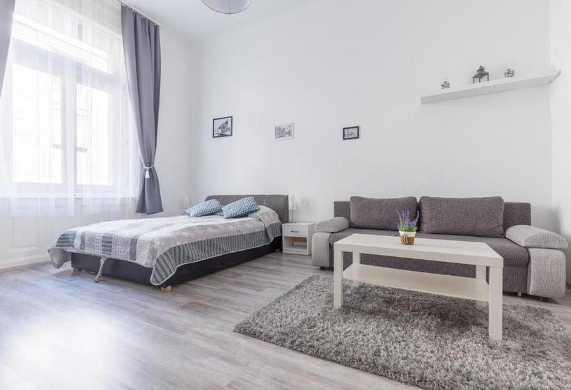 Budapest Centrum Hostel