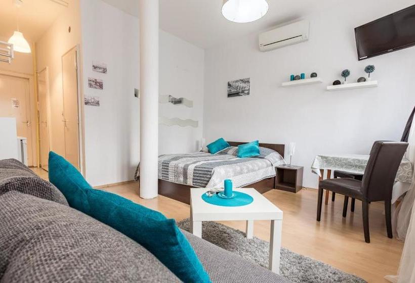 Budapest Centrum Hostel