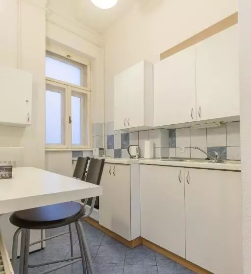 Budapest Centrum Hostel