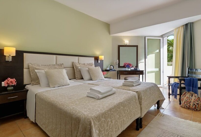 Отель Aphrodite