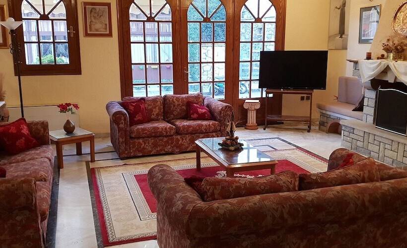 בית מלון כפרי Apollo