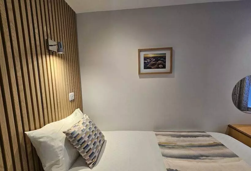 בית מלון כפרי The Balmoral