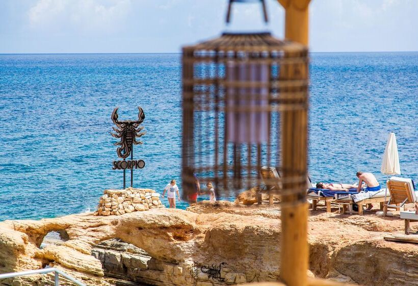 Elmi Beach Hotel & Suites