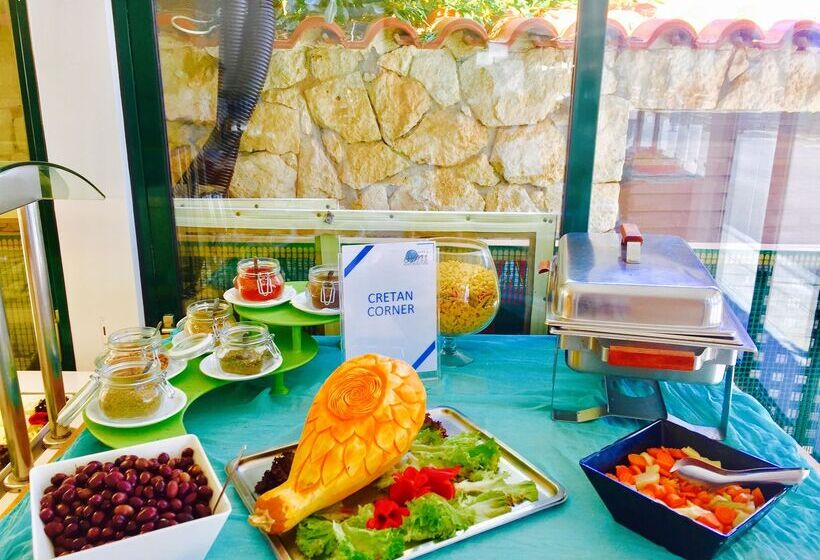 Elmi Beach Hotel & Suites