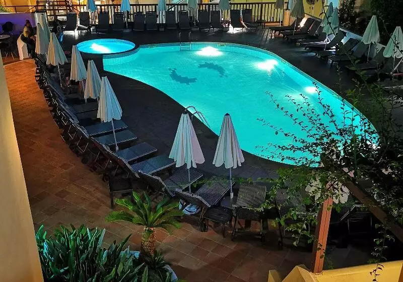 Elmi Beach Hotel & Suites