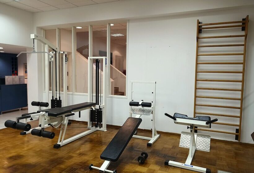 Elmi Beach Hotel & Suites