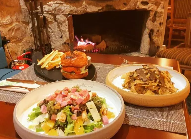 בית מלון כפרי En Dimitsani