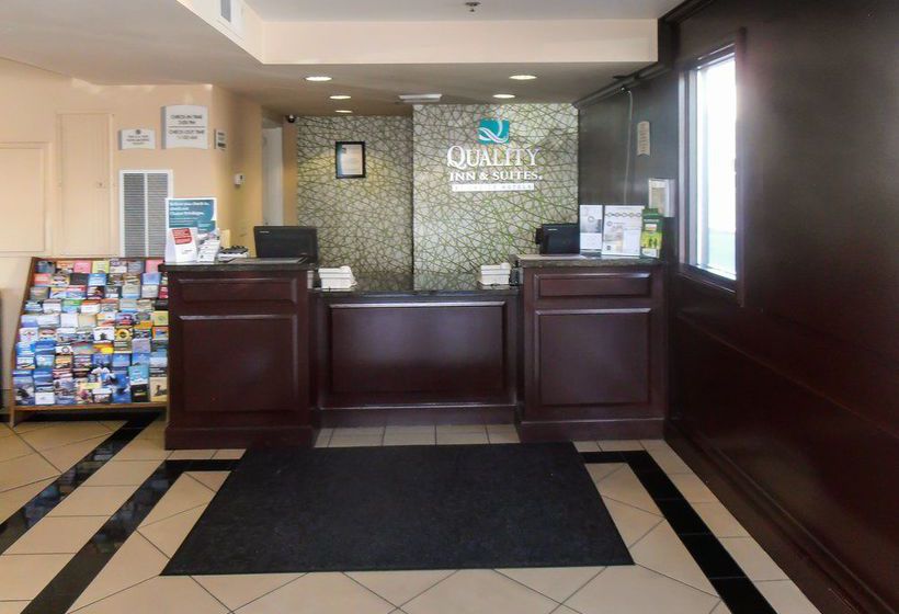 هتل Quality Inn & Suites