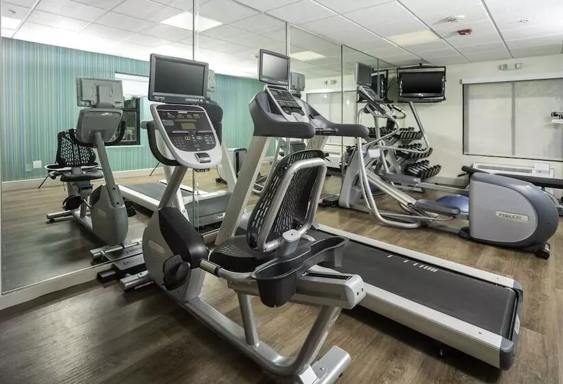 Hotel Holiday Inn Express Clayton Southeast Raleigh, An Ihg