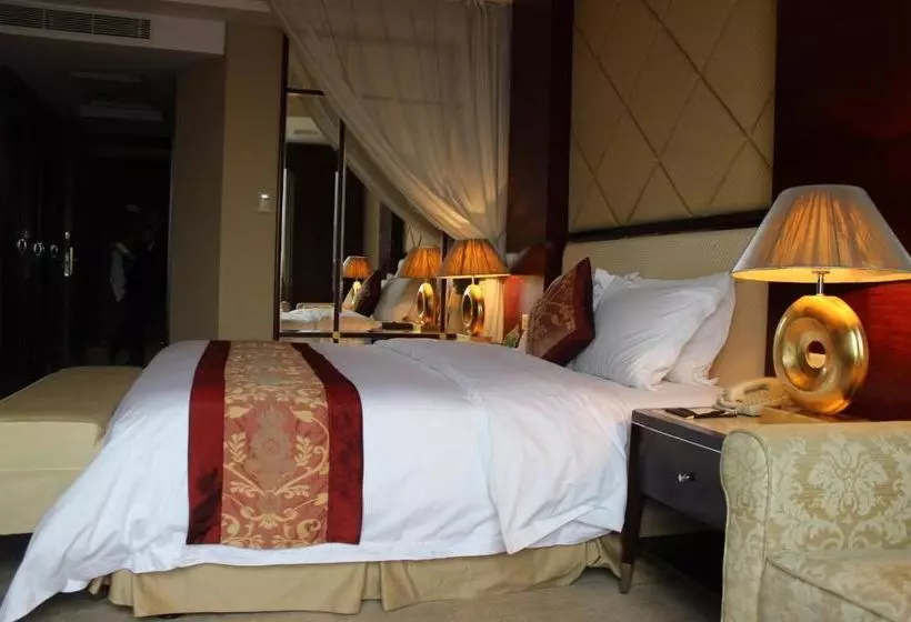 בית מלון כפרי Hui Hua International Dongguan