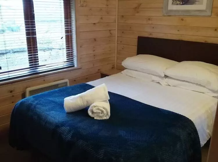 Отель Newton House