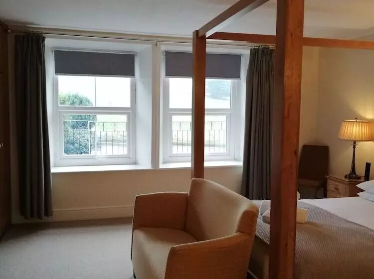 Отель Newton House