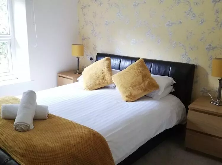 Отель Newton House