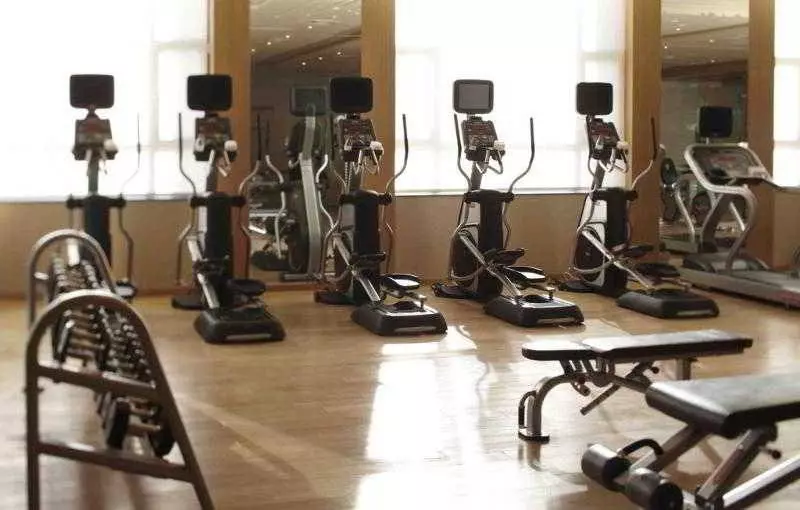 Отель Renaissance Tianjin Lakeview