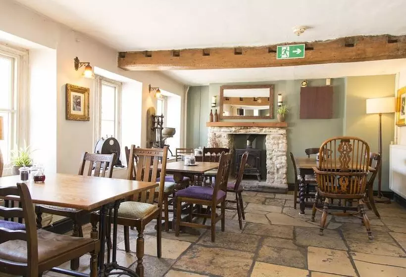 בית מלון כפרי The Red Lion