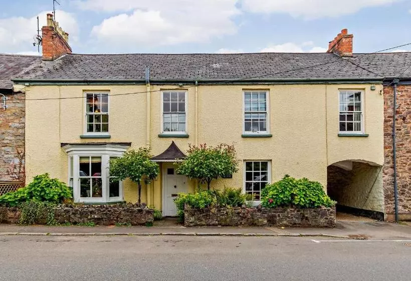 住宿加早餐  Heron House