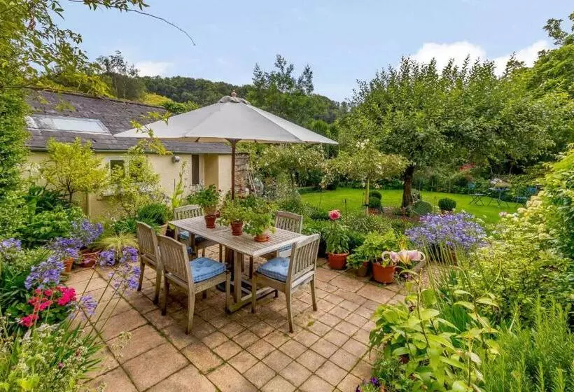 住宿加早餐  Heron House