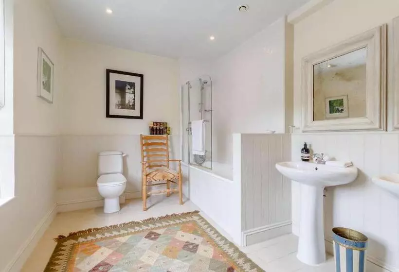 住宿加早餐  Heron House