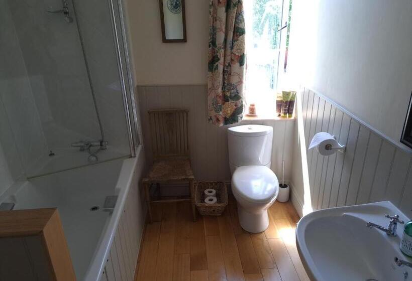 ベッドアンドブレックファースト Heron House