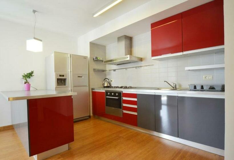 Hotel Apartments Maela