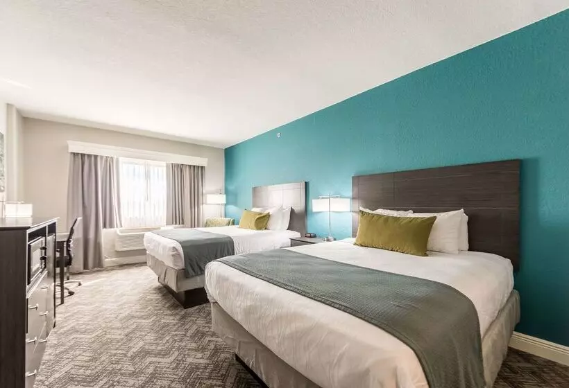 Best Western Plus Sebastian Hotel & Suites