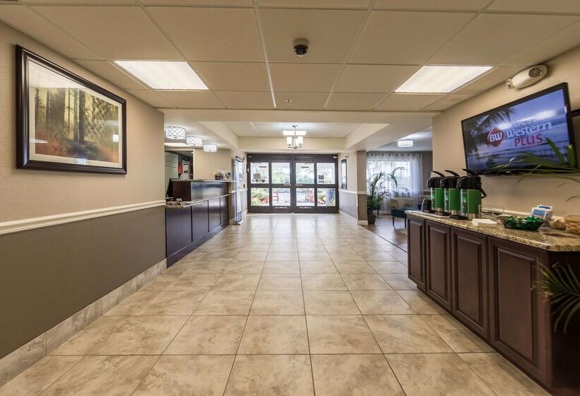 Best Western Plus Sebastian Hotel & Suites