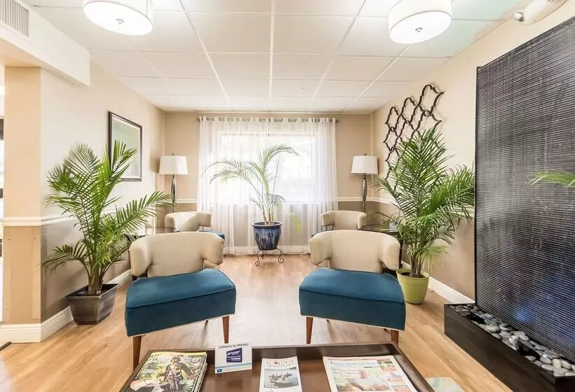 Best Western Plus Sebastian Hotel & Suites