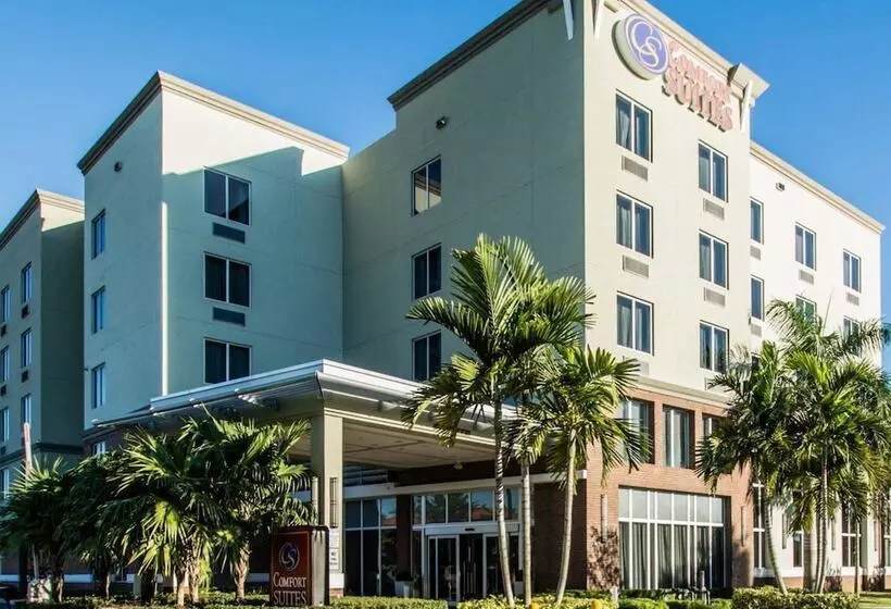 酒店 Comfort Suites Miami Airport North