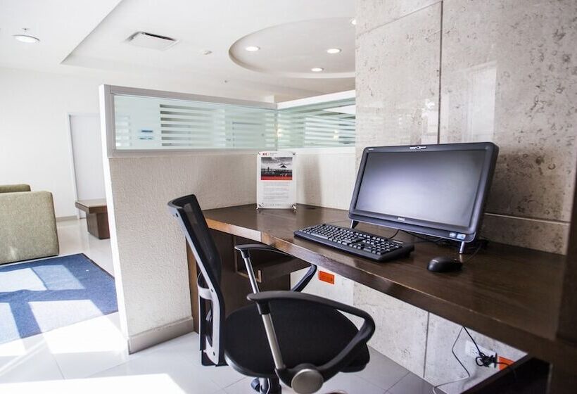 فندق Holiday Inn Express Tuxtla Gutierrez La Marimba, An Ihg