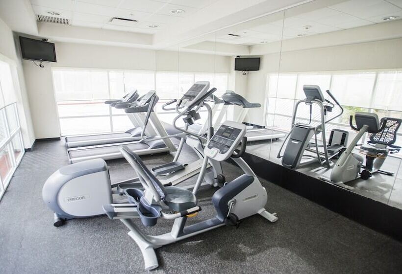 فندق Holiday Inn Express Tuxtla Gutierrez La Marimba, An Ihg