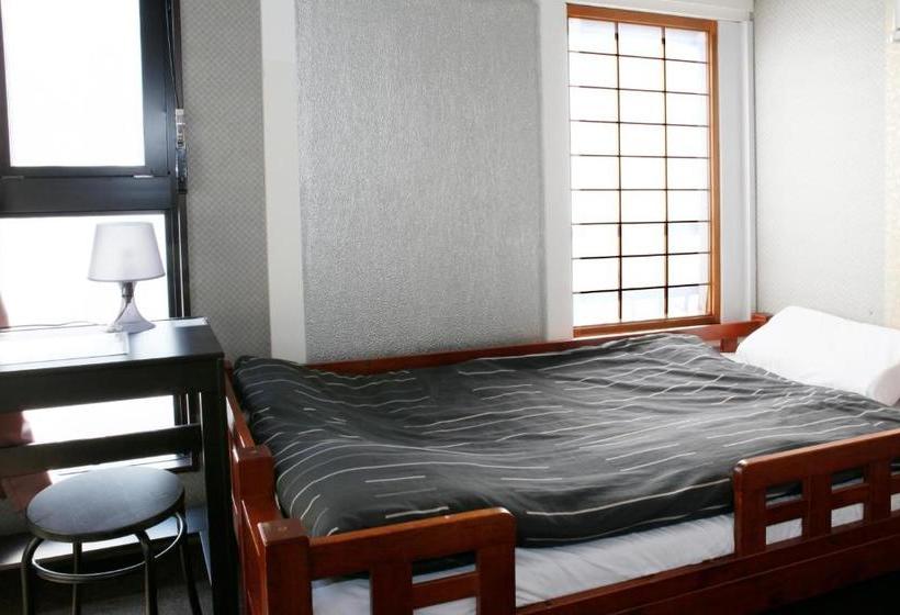 Отель Khaosan Kyoto Guesthouse