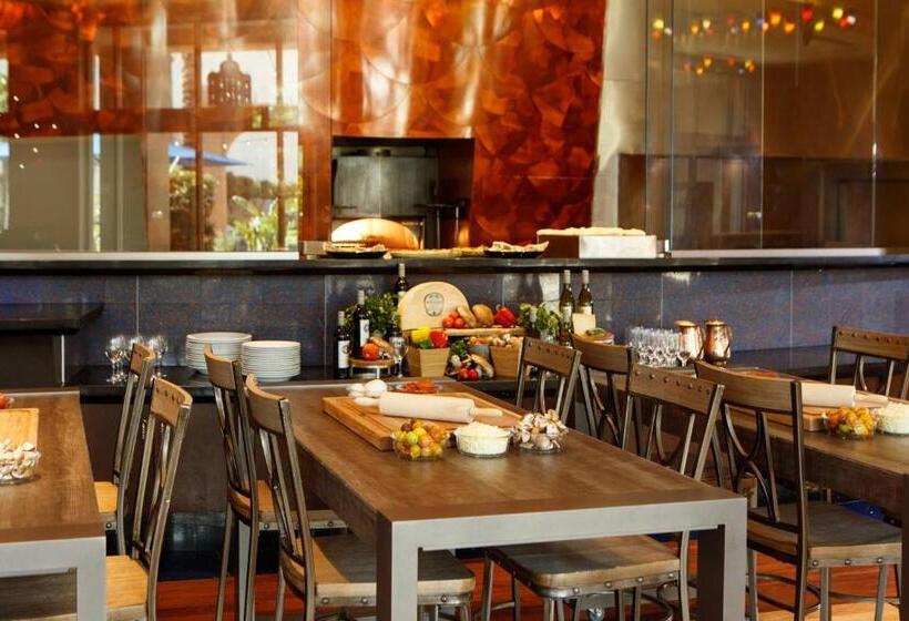 فندق Renaissance Tampa International Plaza