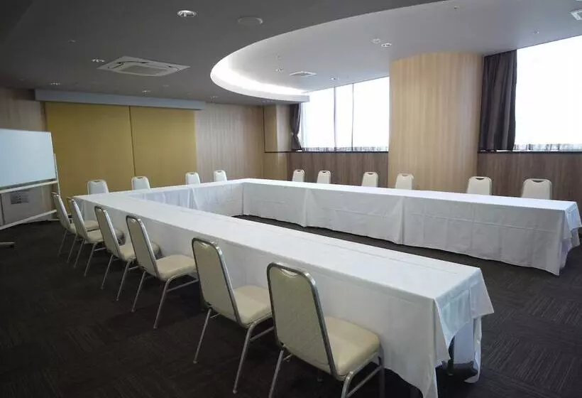 فندق Route Inn Grantia Komaki