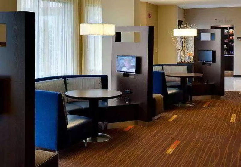 هتل Springhill Suites Alexandria Southwest