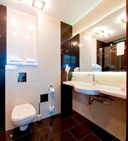 酒店 Symfonia Osjaków