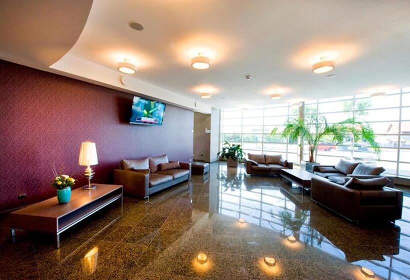 酒店 Symfonia Osjaków