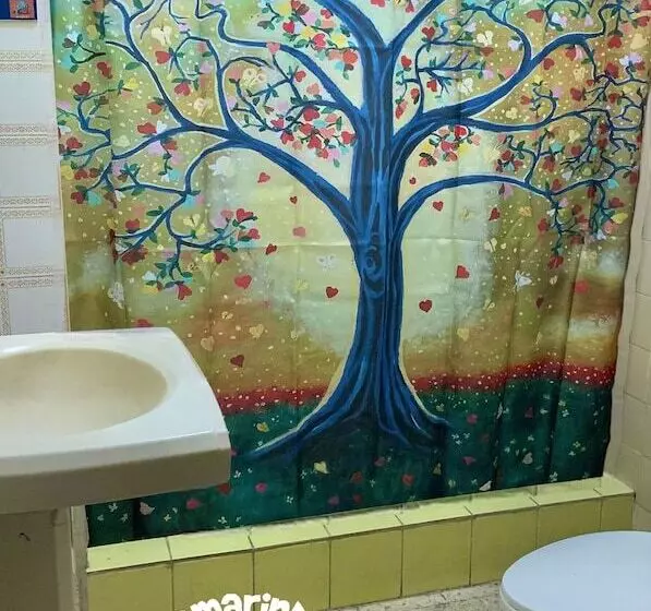 هتل Tamarindo Hostel