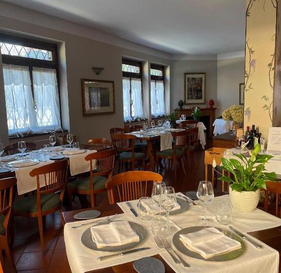 בית מלון כפרי Albergo & Ristorante Selvatico