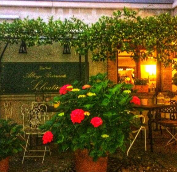 בית מלון כפרי Albergo & Ristorante Selvatico