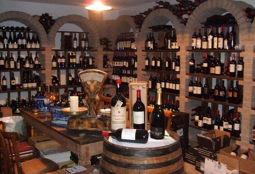 בית מלון כפרי Albergo & Ristorante Selvatico