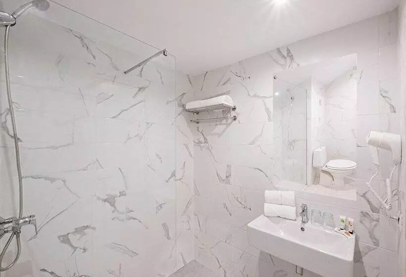 Azuline Hotel Palmanova Garden