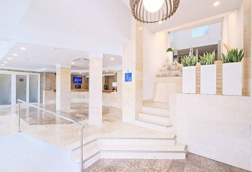 Azuline Hotel Palmanova Garden