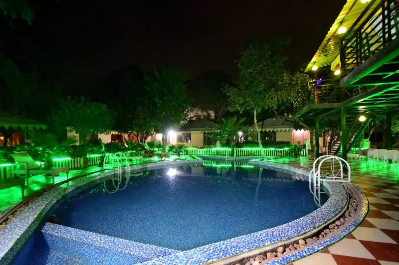 هتل The Heritage Village Resort