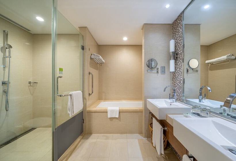 בית מלון כפרי Holiday Inn Shaoxing By Ihg