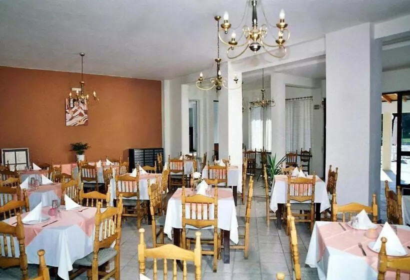 Отель Prassino Nissi