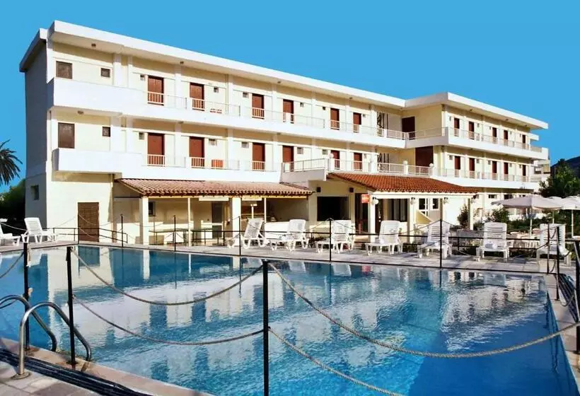 Отель Prassino Nissi