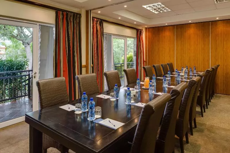 Protea Hotel By Marriott Umfolozi River