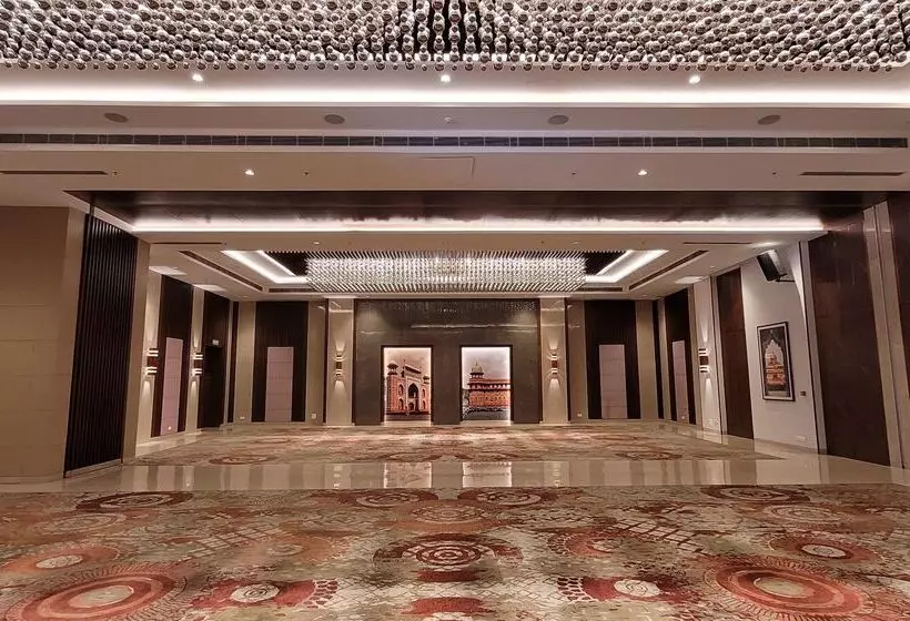 Radisson Blu Hotel, Greater Noida