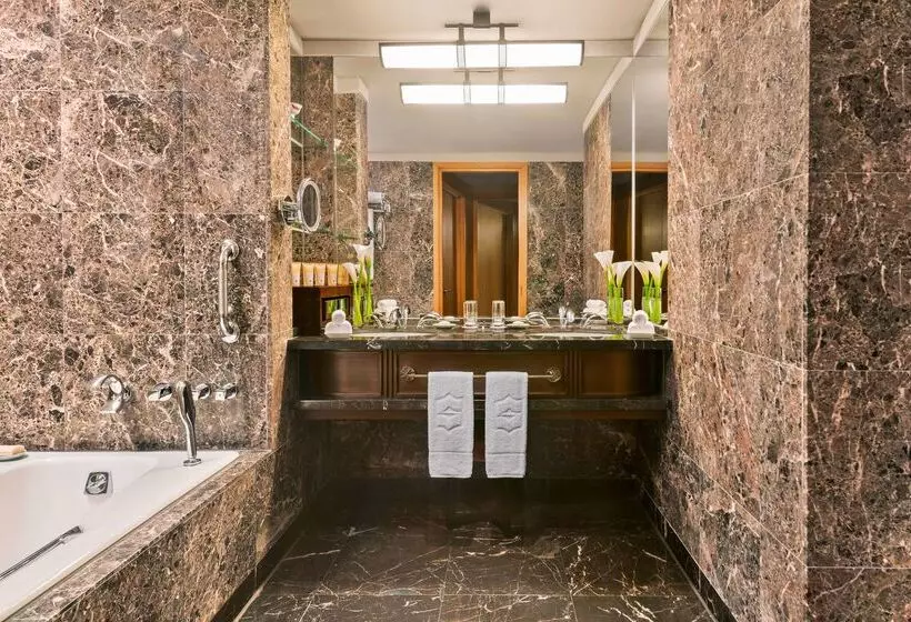 هتل Shangrila Far Eastern, Taipei